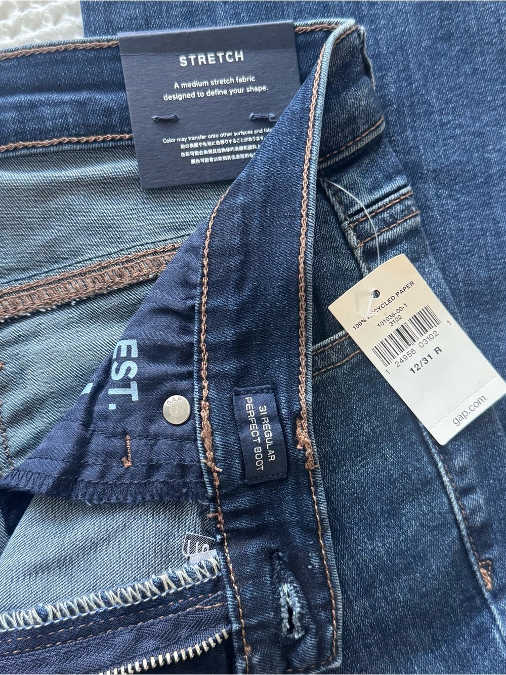 NWT GAP Perfect Boot Jeans Mid Rise Stretch Denim Size 31 Regular 12/31 R - Picture 11 of 13